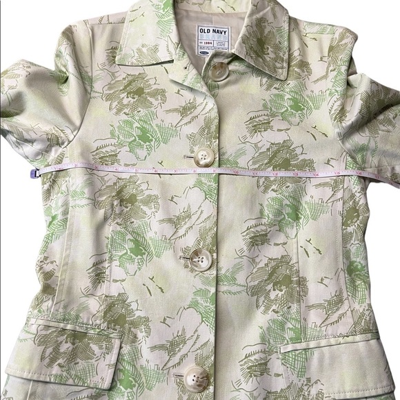 OLD NAVY WOMENS GREEN& TAN FLORAL PATTERN FITTED TRENCH COAT SIZE XS - Picture 4 of 12